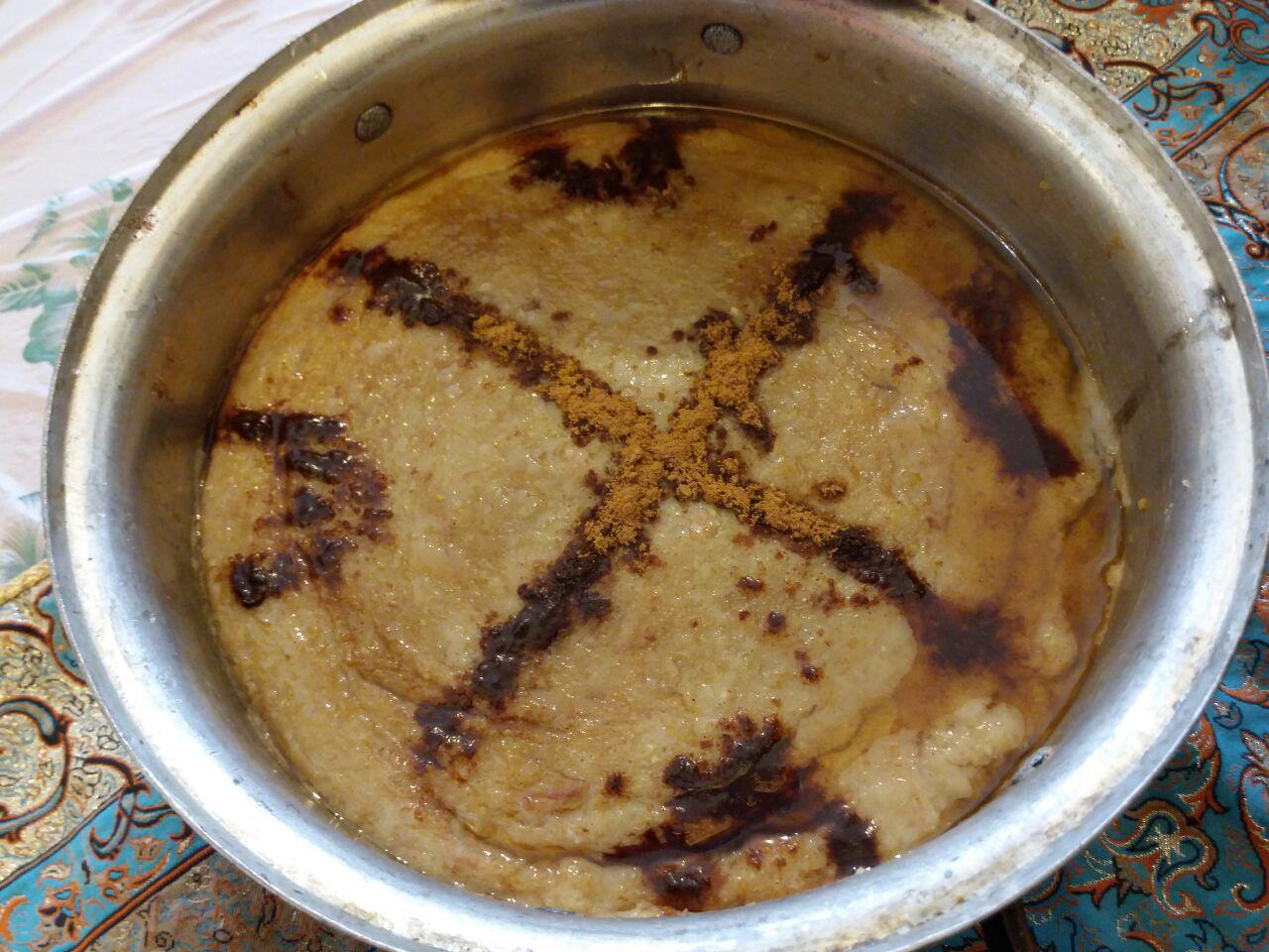 برگزاری آیین سنتی حلیم‌پزون در هتل شهرداری اقلید